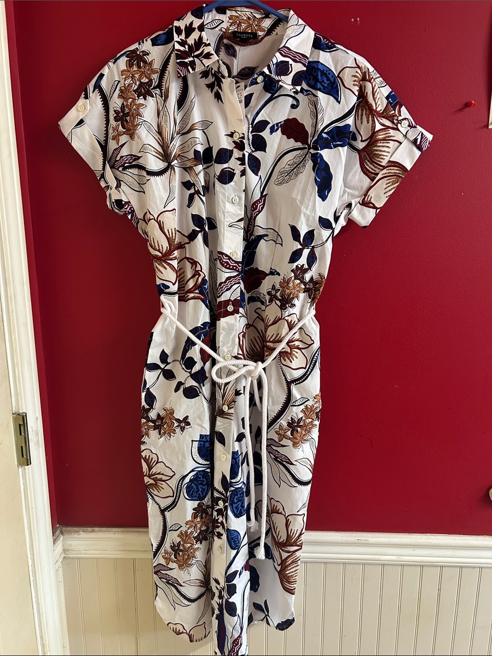 Talbots White Button-Front Floral shirt dress  with Blue & Brown Print sz 4 NEW
